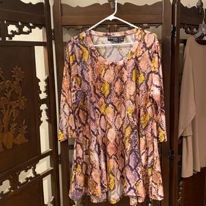 Attitudes by Rene top size 1X